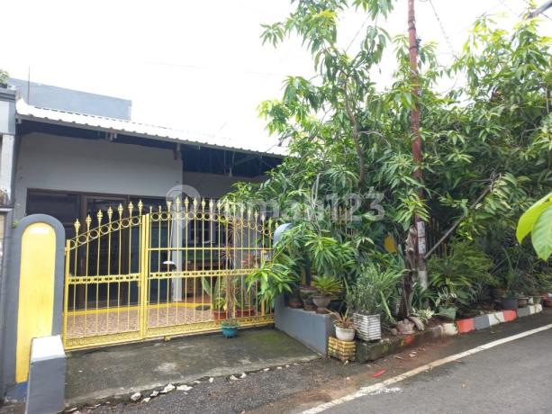 Ready-to-Occupy Perumnas Antang House 148/104 m², Freehold Certificate – Strategic Location