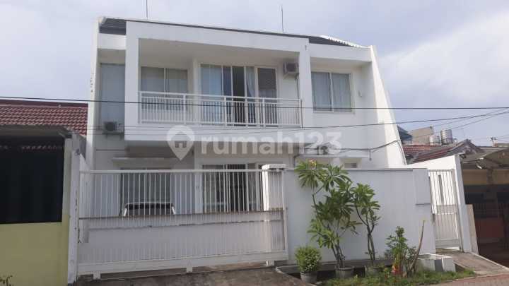 Rumah Kutisari Indah Selatan 2 Lantai