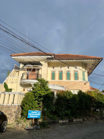 Dijual Rumah Mewah Tengah Kota Makassar Posisi Hook 