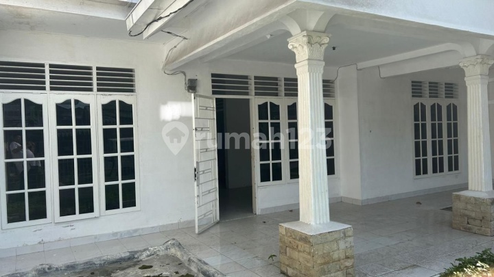 Villa 1 Lantai Siap Huni di Taman Setia Budi Indah 1