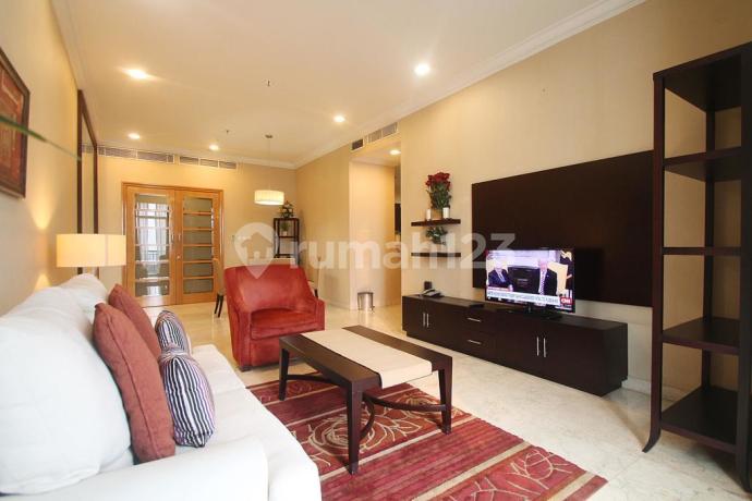 For Rent: Senayan Residence Apartment, Strategic Location in South Jakarta – 3 Bedrooms Fully Furnished Ready to Move In