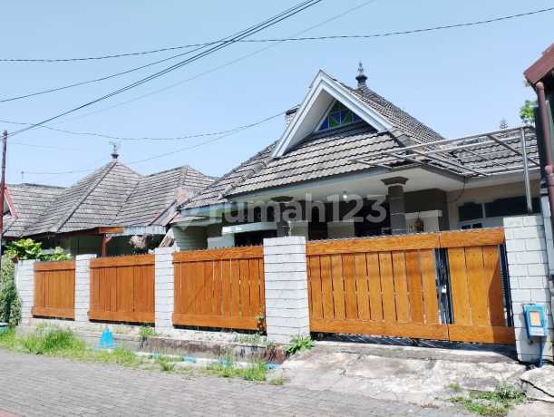 Rumah Jual-Sewa, Perum ABM Permai