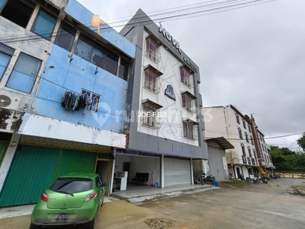 Dijual Ruko Kosan 3 Lantai di Perumahan Sakura Permai Batu Ampar.