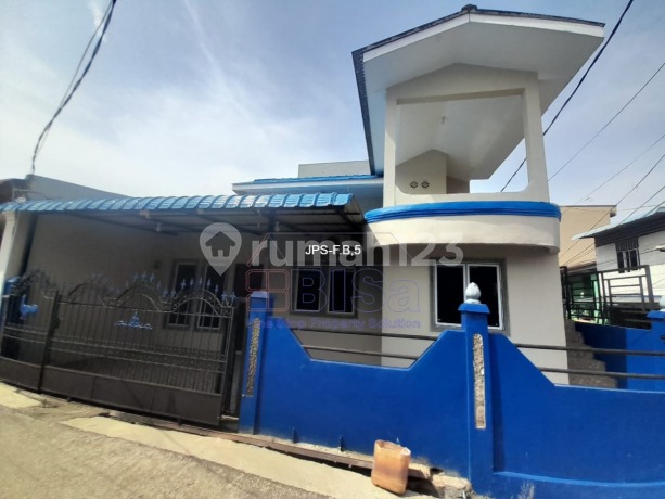 For Sale: Beautiful 2-Story Hook-Type Boarding House in Gmp 1 Batu Ampar Housing Complex.