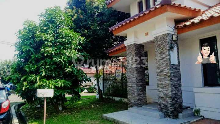 Rumah Posisi Hoek Di Lippo Karawaci Village. Tabgerang