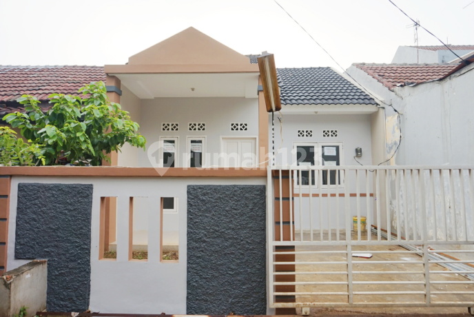 Butuh Cepat - Rumah Villa Mahkota Pesona - Dekat Tol Komsen - Murah Butuh Cepat - Rumah Villa Mahkota Pesona - Dekat Tol Komsen - Murah