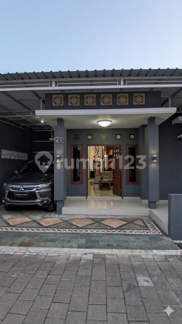 Jualan Rumah Lokasi Strategis Dipusat Gentan Jualan Rumah Lokasi Strategis Dipusat Gentan