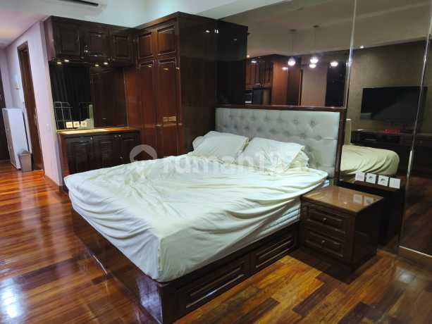 Good Price!! Well Maintained Studio Room Kemang Village Residence