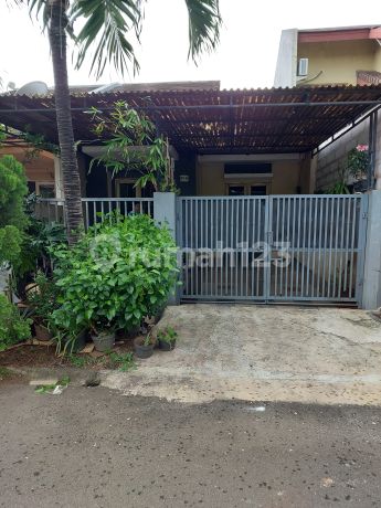 Rumah Bagus Siap Huni di Cluster Ifolia Harapan Indah Bekasi Rumah Bagus Siap Huni di Cluster Ifolia Harapan Indah Bekasi