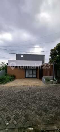 Rumah Modern Fully Furnished di The Fountain Water Park Rumah Modern Fully Furnished di The Fountain Water Park