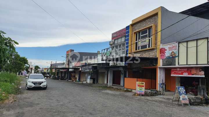 Dijual Ruko Nol Jalan Lokasi Strategis Padat Penduduk Dijual Ruko Nol Jalan Lokasi Strategis Padat Penduduk