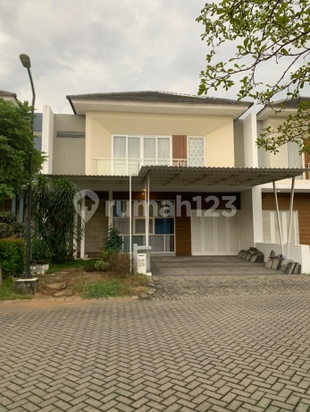 Rumah 2 Lantai Modern Minimalis di Royal Residence Surabaya Rumah 2 Lantai Modern Minimalis di Royal Residence Surabaya