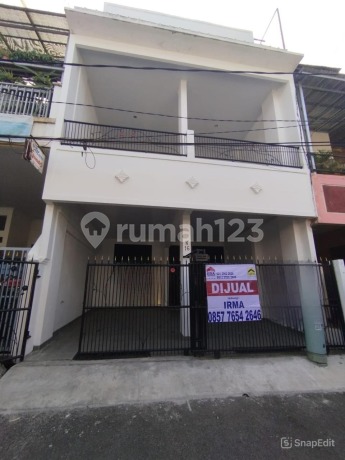 Dijual Rumah Full Renovasi di Duren Sawit Jakarta Timur Dijual Rumah Full Renovasi di Duren Sawit Jakarta Timur