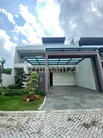 Rumah Baru 3 Lantai Modern Minimalis Golf View BGI Citraland Rumah Baru 3 Lantai Modern Minimalis Golf View BGI Citraland