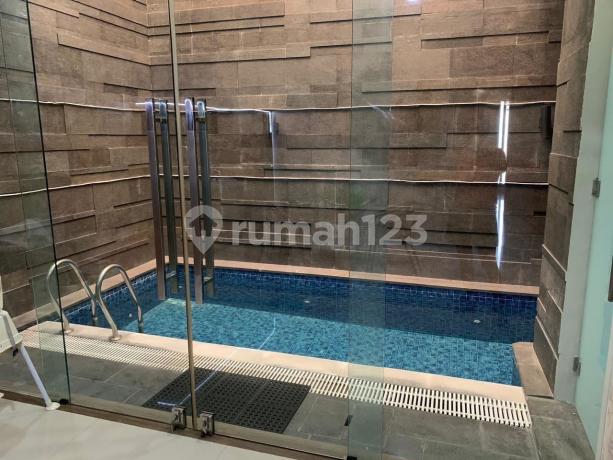 Fullerton place 210 M2 ada kolam renang nya termurah