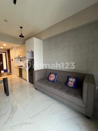 WTS / Dijual Cepat Apartemen Siap Huni, Fully Furnished, dan Sangat Strategis di Sky House Tower Jervois, BSD City, Cisauk, Tangerang, Banten WTS / Dijual Cepat Apartemen Siap Huni, Fully Furnished, dan Sangat Strategis di Sky House Tower Jervois, BSD City, Cisauk, Tangerang, Banten