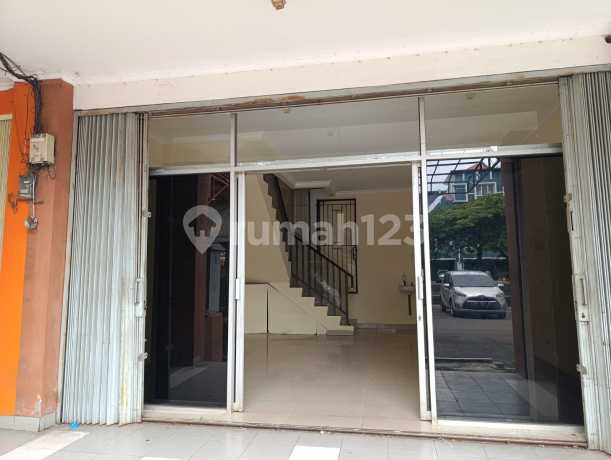Peluang Usaha! Ruko Siap Pakai di Lokasi Ramai!