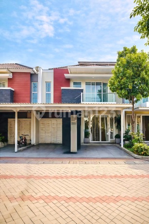 Hot Sale Golf Lake Residence (Well Renovated) West Jakarta- Flood Free Hot Sale Golf Lake Residence (Well Renovated) West Jakarta- Flood Free