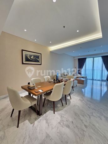 Apartemen 3 Kamar Tidur Furnished Bagus Senayan City Residence