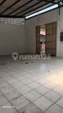 Warehouse Suitable for Small Home Industry Business in Holis Permai, Bandung City, Price Still Negotiable, Also Available for Rent with SHM