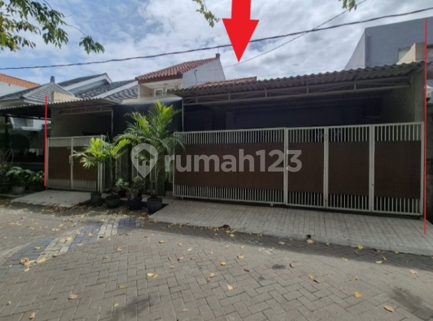 House for Sale via Auction in Pondok Chandra Sidoarjo