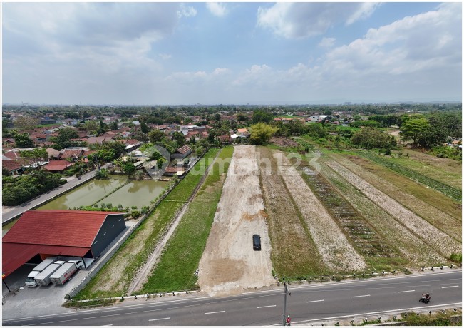 Tanah Jogja SHM di Godean Tepi Jalan Raya Hook 2 Muka Jalan Tanah Jogja SHM di Godean Tepi Jalan Raya Hook 2 Muka Jalan