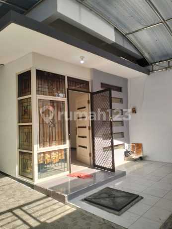 Jual Rumah 2 Lantai Lebak Indah Town House Siap Huni Nyaman Asri Jual Rumah 2 Lantai Lebak Indah Town House Siap Huni Nyaman Asri
