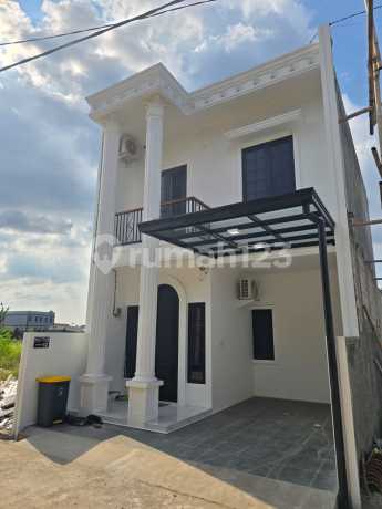 Rumah Mewah Harga Terjangkau Pinggir Jalan Raya Pondok Bambu