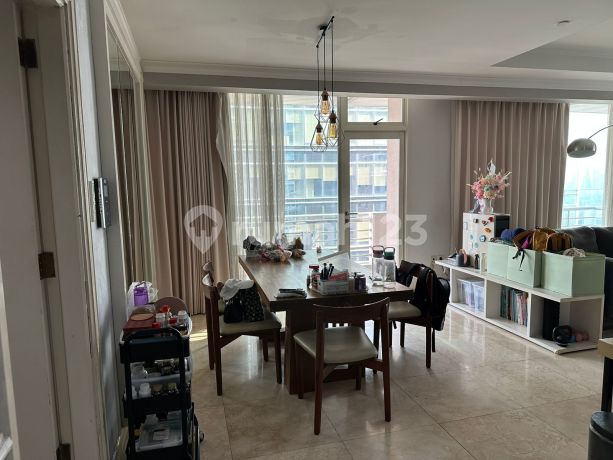 Dijual Apartemen Istana Sahid 3Br Lokasi Strategis, View Bagus untuk Hunian Maupun Investasi di Jakarta Pusat