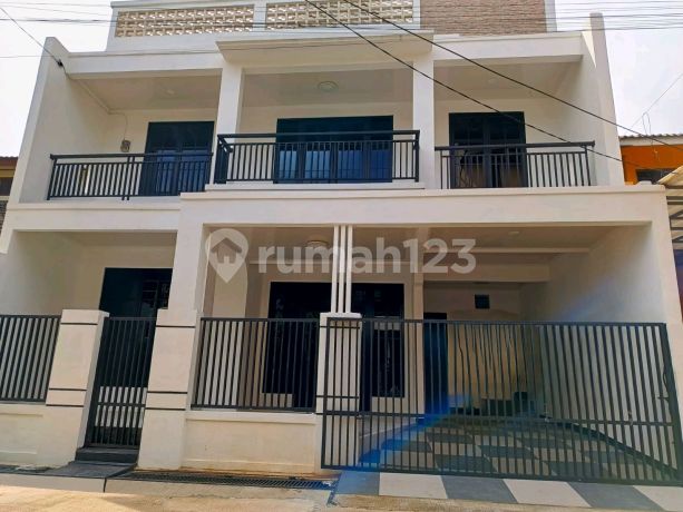 Dijual Rumah Mewah Luas 106M² Baru Renov di Pondok Cikunir Indah (Dn)