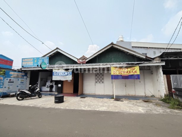Dijual Rumah Usaha Di Pondok Bambu, Cocok Untuk Laundry Dan Kosan