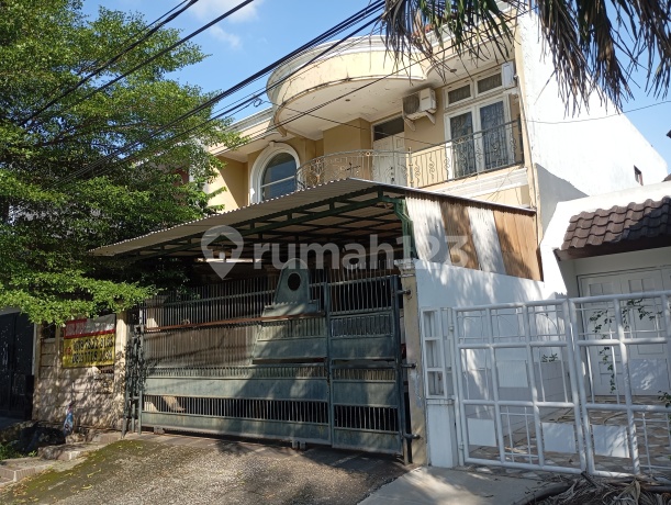 Rumah Mewah 2 Lt. Murah Perum Taman Sentosa Area Dekat Akses Tol Rumah Mewah 2 Lt. Murah Perum Taman Sentosa Area Dekat Akses Tol