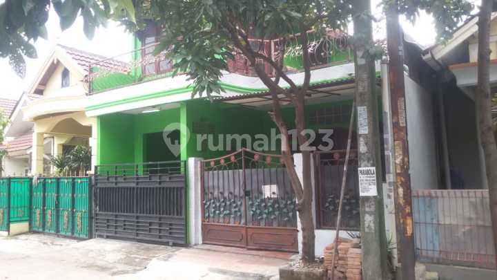Rumah 2 Lantai Siap Huni Di Taman Aster Cikarang Barat