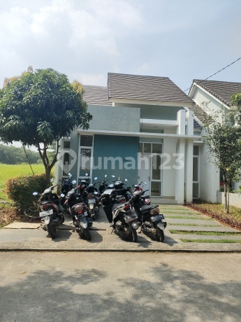 Rumah Baru Siap Huni di Cluster Ivory Cifest Hill Cikarang Selatan Rumah Baru Siap Huni di Cluster Ivory Cifest Hill Cikarang Selatan