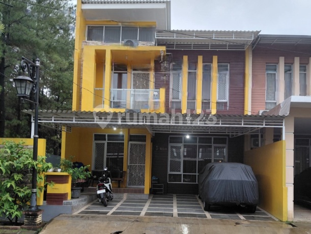 Rumah Mewah Megah 2 Lantai Bukit Cimanggu City Rumah Mewah Megah 2 Lantai Bukit Cimanggu City