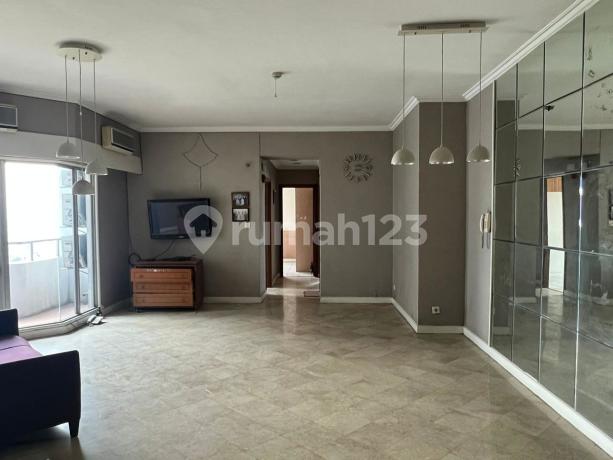 Dijual Apartemen Wesling Kedoya, Tower A, Luas 122 M², Semi Furnished