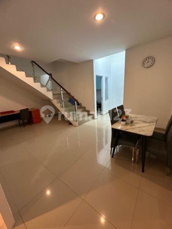 Dijual Rumah Cantik Villa Bukit Indah