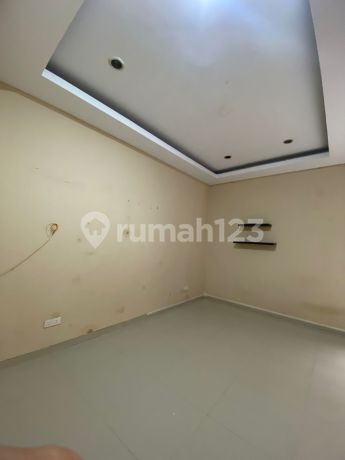 For Sale Beautiful House Permata Baloi Central City! For Sale Beautiful House Permata Baloi Central City!