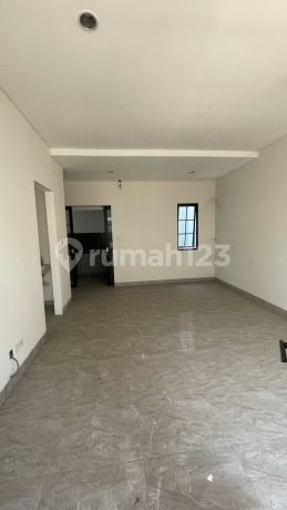 Rumah Baru Cluster Montana Suvarna Sutera, Tangerang