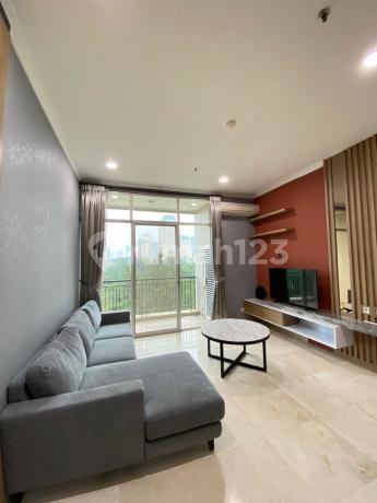 Apartment Senayan Residence 3 BR Good Furnished Private lift, View Golf