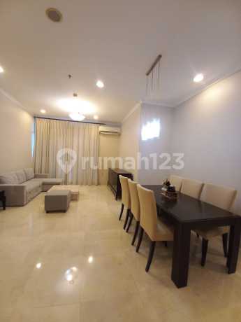 Apartment Senayan Residence 3 BR Private lift, BEST DEAL VIEW GOLF