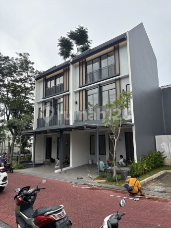 Investasi Jangka Panjang! Hunian 3 Lantai Anza Homes Modern Malibu Village, Akses Toll & Universitas Besar