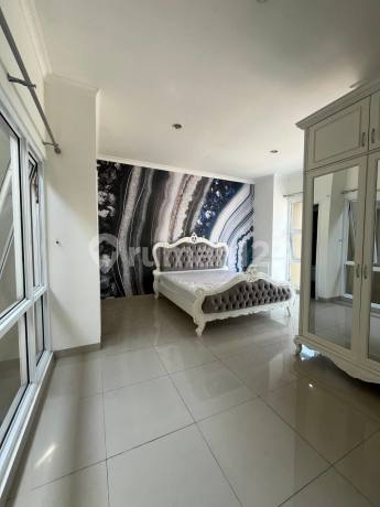 ATLANTA VILLAGE PARAMOUNT SERPONG SEMI FURNISH ADA MEZZANINE