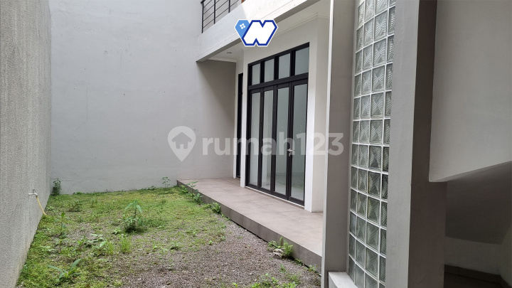 Rumah Unfurnished Bagus SHM Batununggal, Bandung