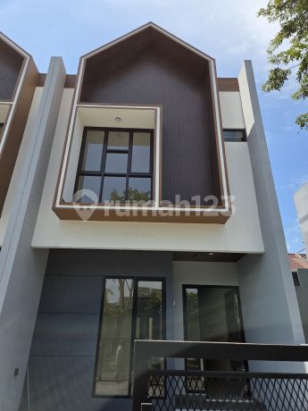 For Quick Sale Metland Puri House