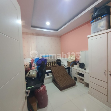 Renovated House in Atlanta Village Cluster, Gading Serpong, Tangerang