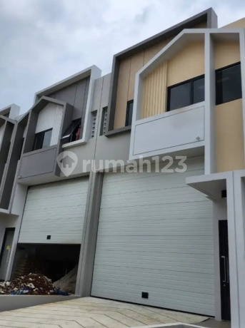 Gudang Kawasan Taman Tekno X