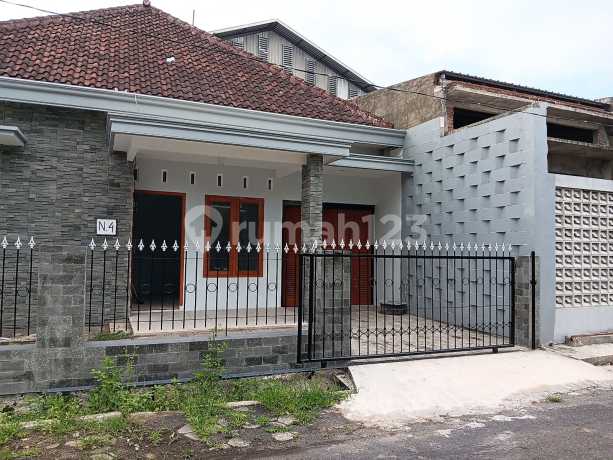 [Nego-Bu] Singosari Malang Rumah Secondary Luas 168M² LB 136M²
