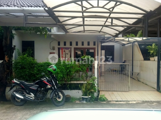 House Price Below Market in Gunung Putri Bogor