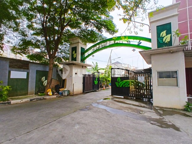 1-Story House Ready to Occupied in Tanah Baru Beji - Strategic Location, Flood-Free & Close to South Jakarta